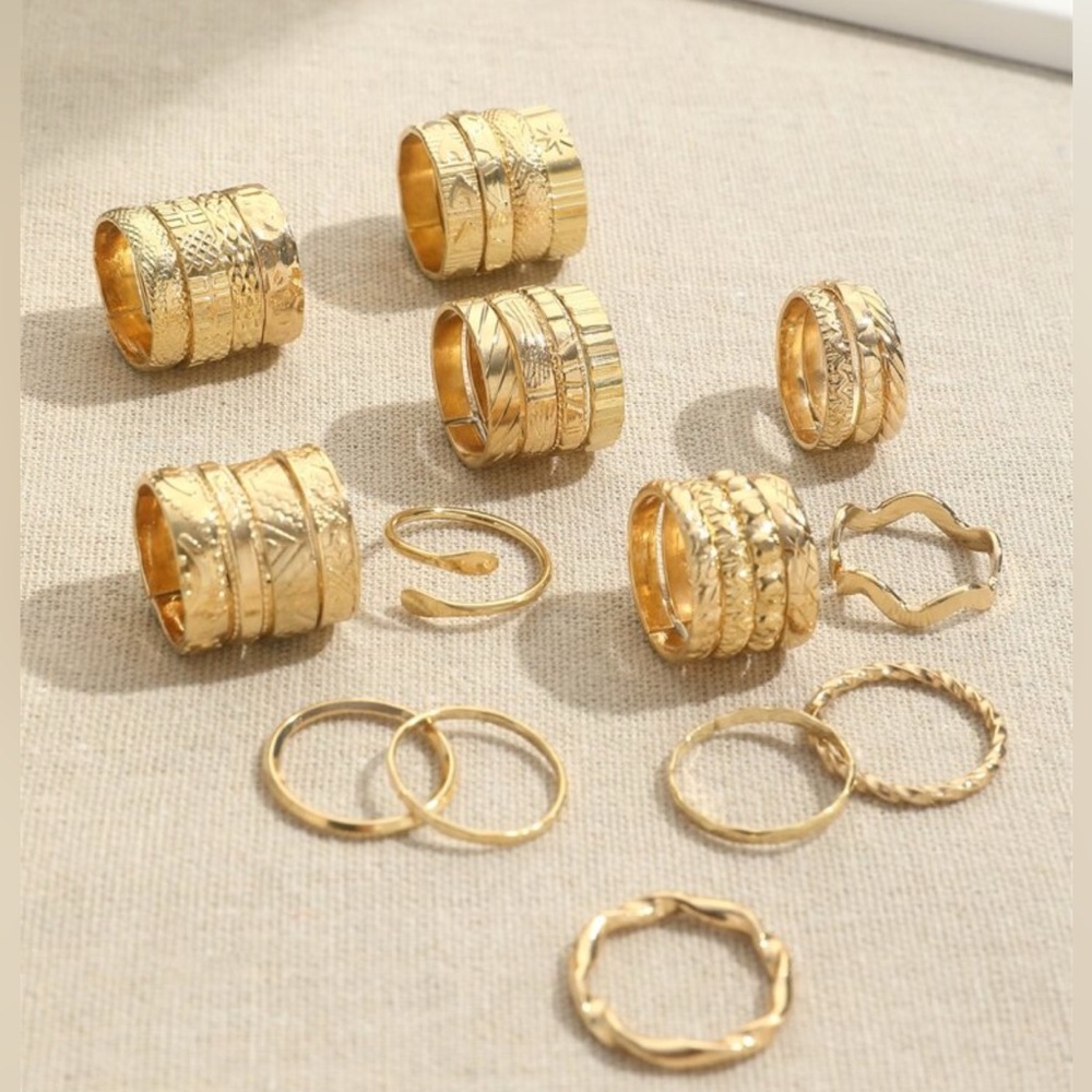 Brand New 30 Pcs Elegant Gold Rings